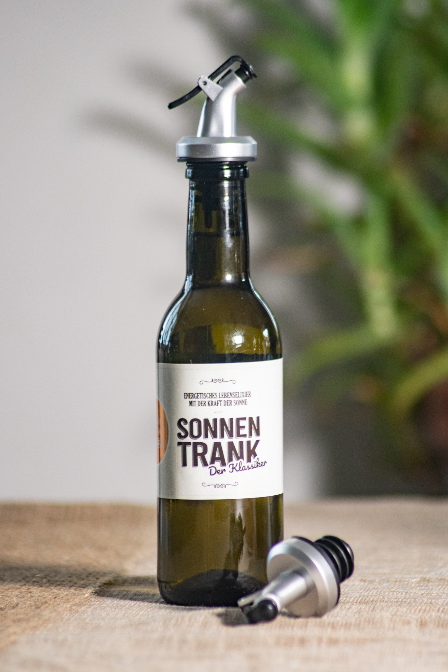 Sonnentrank mit Ausgießer Portionierer